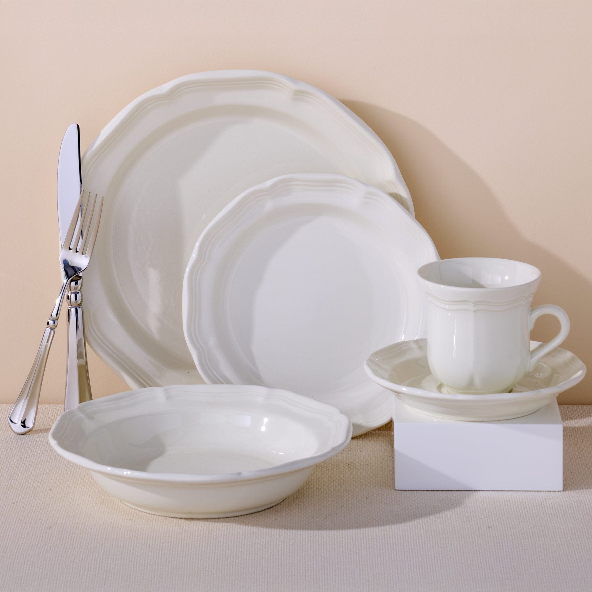 French Countryside® Rim Soup Pasta Bowl